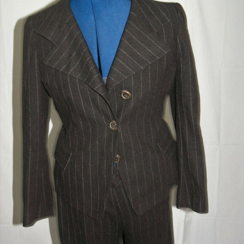 Akris Mainline Three Button Pant Suit Size 6 - image 5